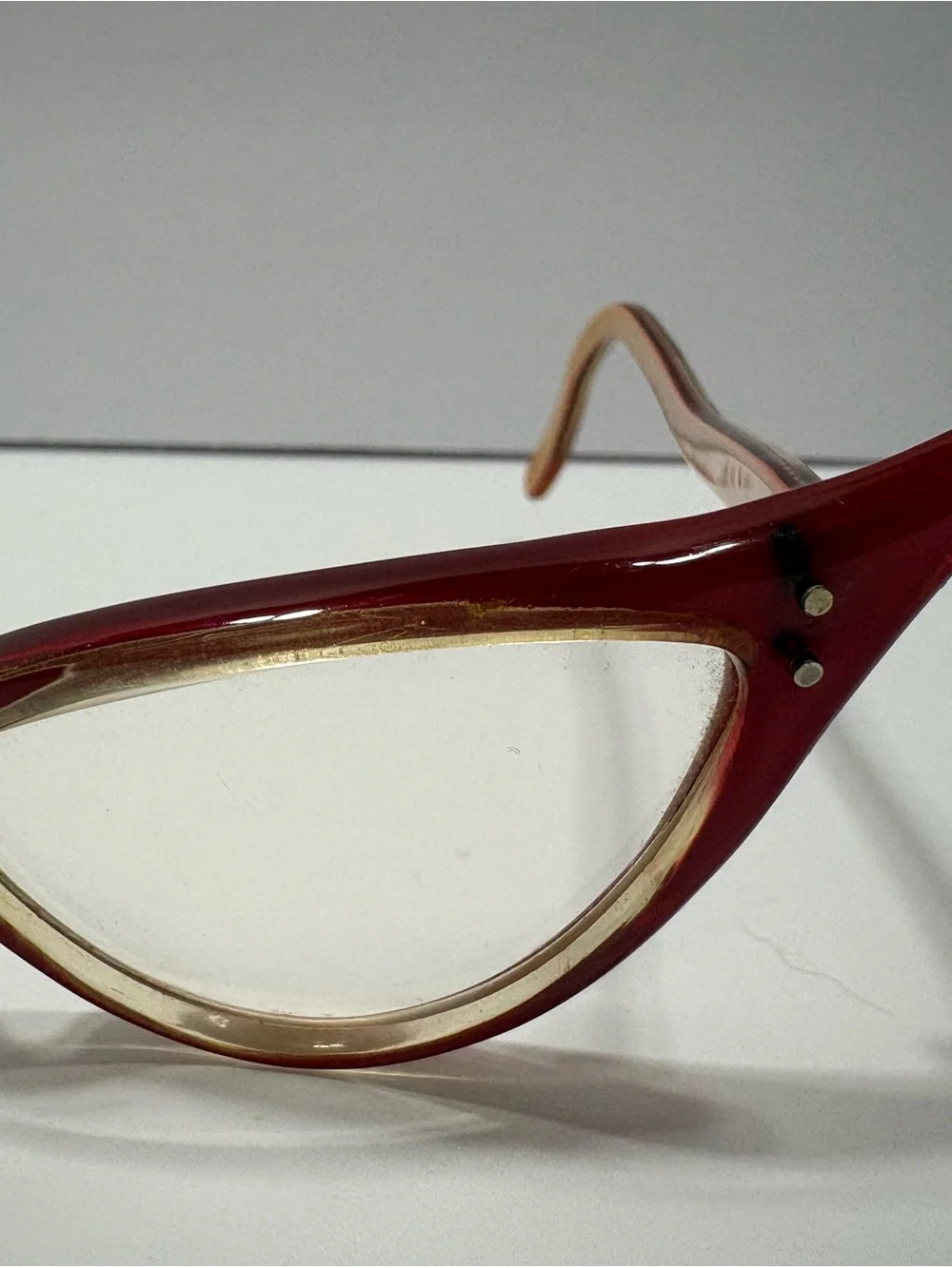 Vintage Cats Eye Magnified Readers